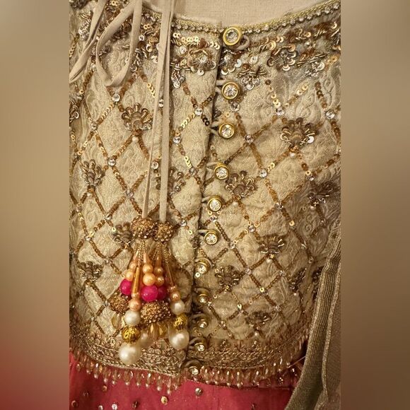 NOMI ANSARI AUTHENTIC LUXURY PAKISTANI DESIGNER COUTURE DRESS - Picture 15 of 16